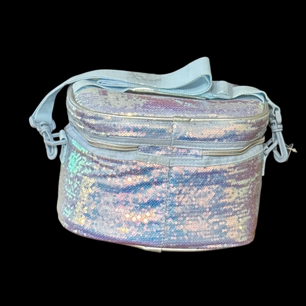 Disney Store Frozen 2 Annd and Elsa Lunch Box NWT - Picture 2 of 3